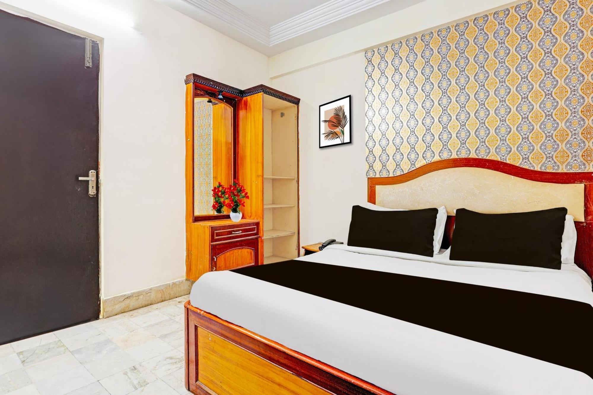 Super Hotel O Besant Road Vijayawāda Εξωτερικό φωτογραφία